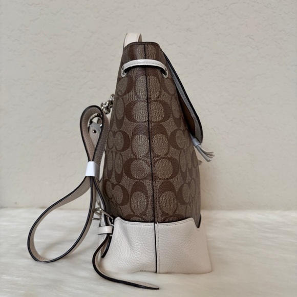 Disney X Coach Elle Backpack In Signature Canvas With Dumbo - Picture 5 of 12